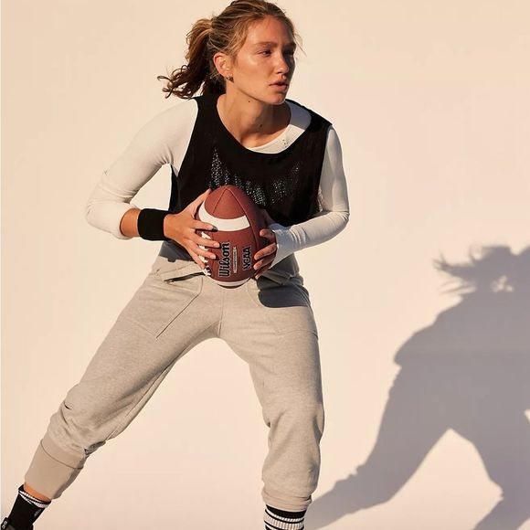 FREE PEOPLE | NWOT Running Through My Mind Tank in Black - Picture 5 of 7